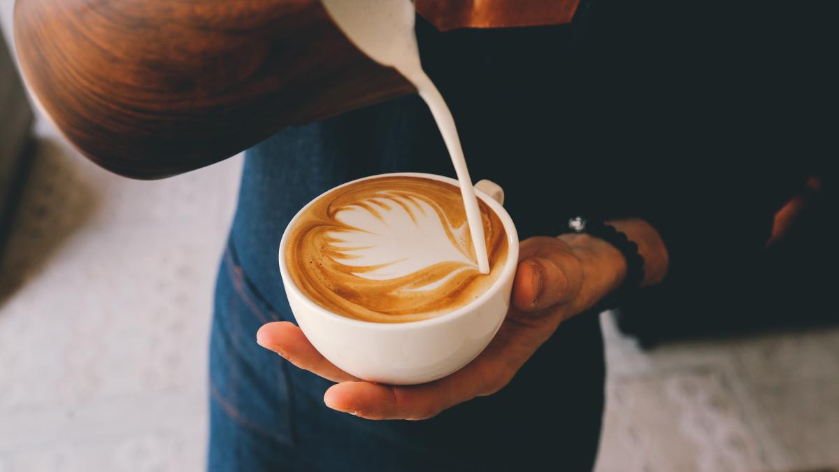 de-ce-sa-nu-bei-cafeaua-imediat-ce-te-trezesti-_01174100
