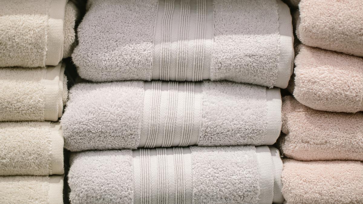 de-ce-sa-nu-mai-tii-prosoapele-umede-in-baie--greseala-pe-care-o-faci-tot-timpul-si-te-imbolnaveste_66016800