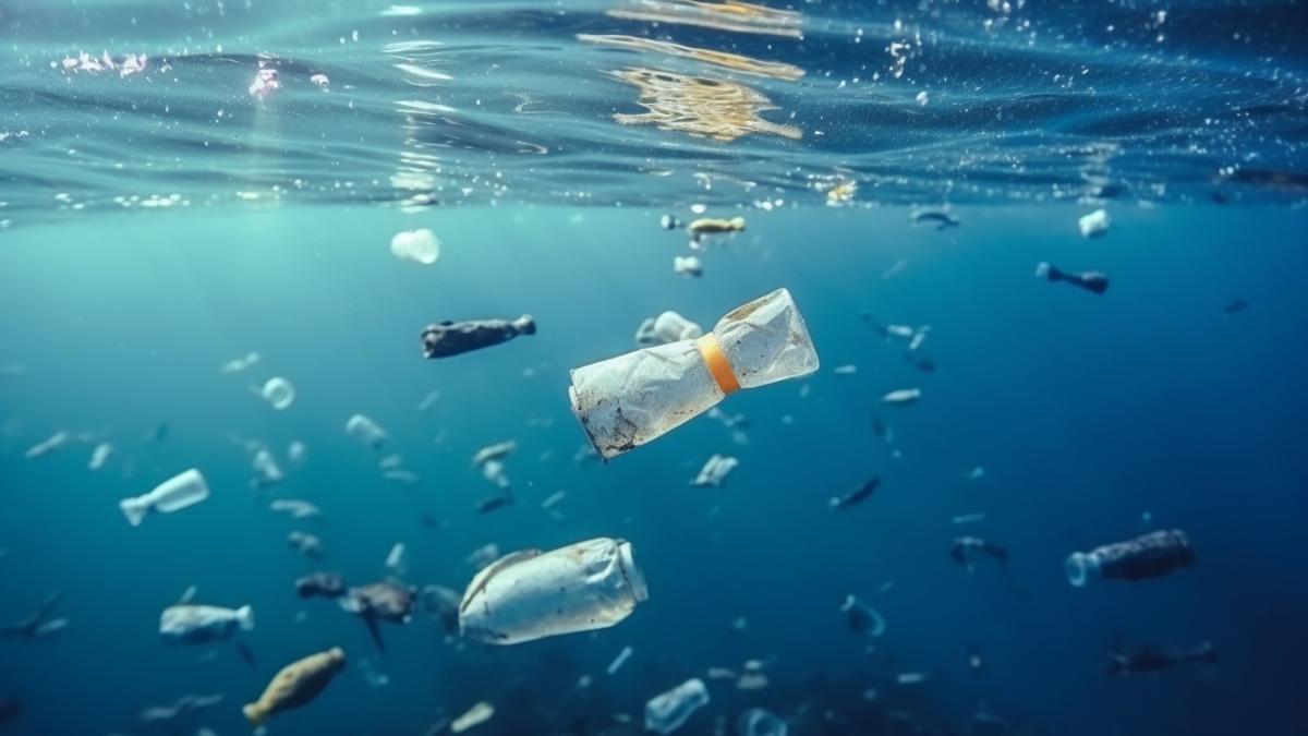 microplasticele--pericol-pentru-sanatate--a-infiltrat-oceanele-si-aerul-pe-care-il-respiram--cat-de-nociv-poate-fi_38243800