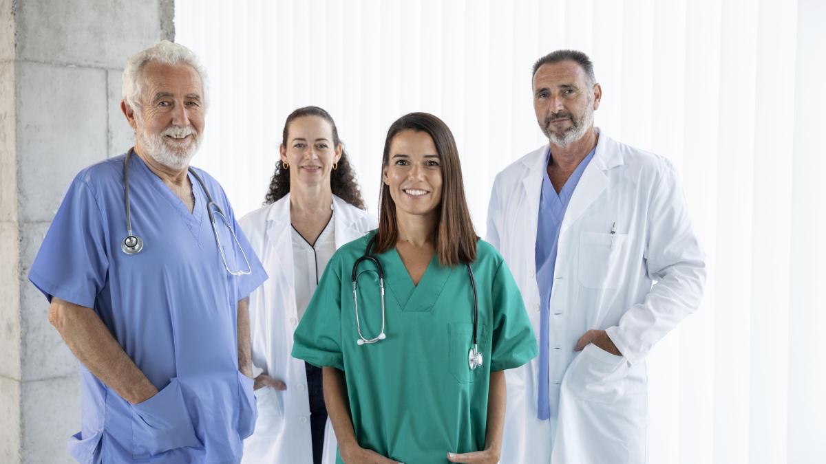 avem-nevoie-de-medici-in-sistemul-medical-public-din-bucuresti--sunt-aproximativ-900-de-posturi-de-medici-vacante_98630900