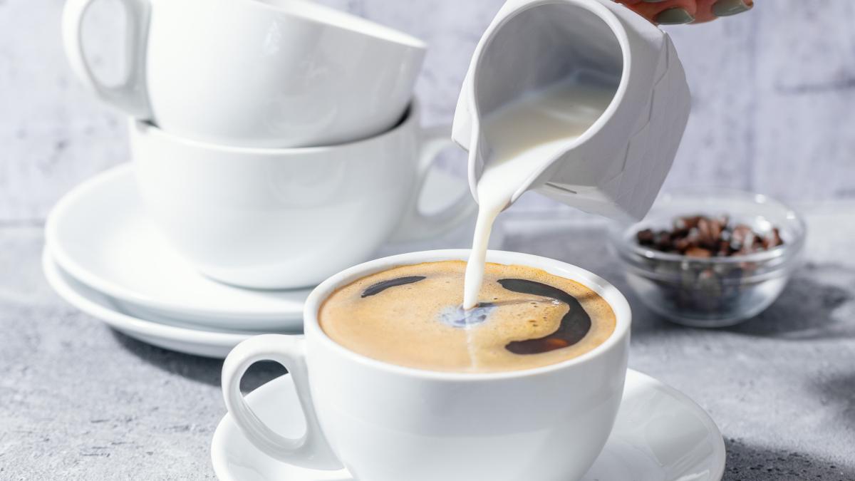 cafea-cu-lapte_35480500