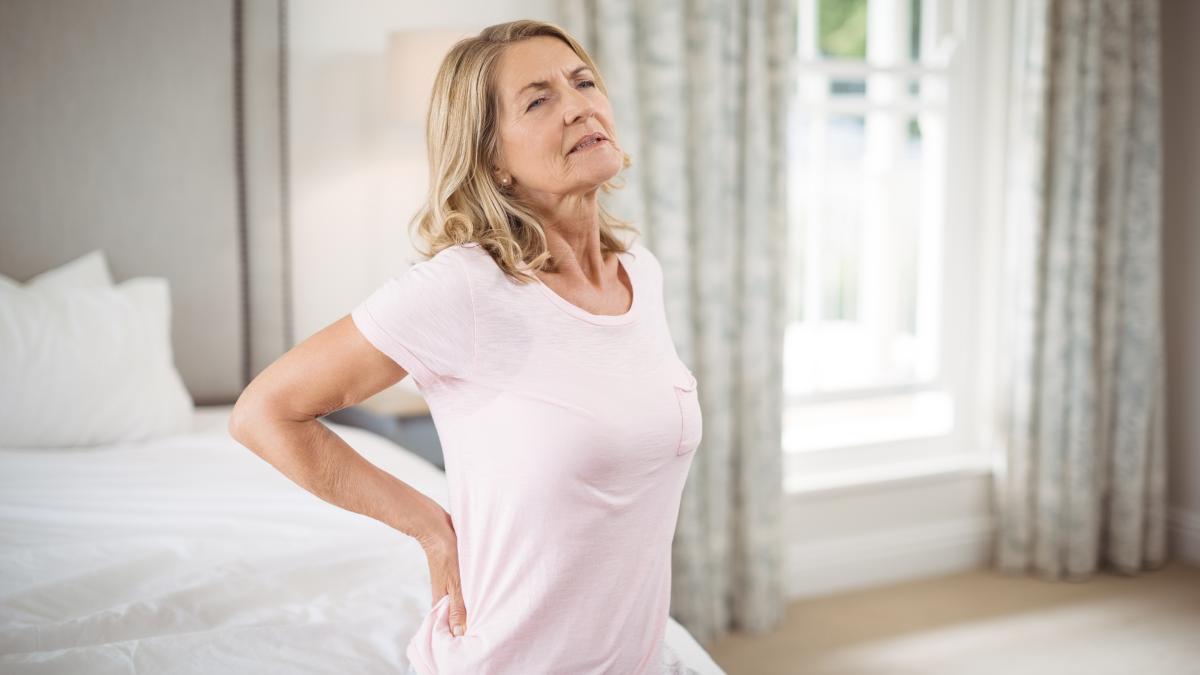 obectivul-vestimentar-care-provoaca-dureri-de-spate-si-reflux-gastroesofagian_13605000