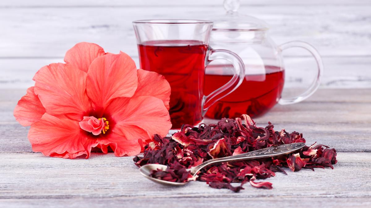 beneficiile-consumului-ceaiului-de-hibiscus-_28768100