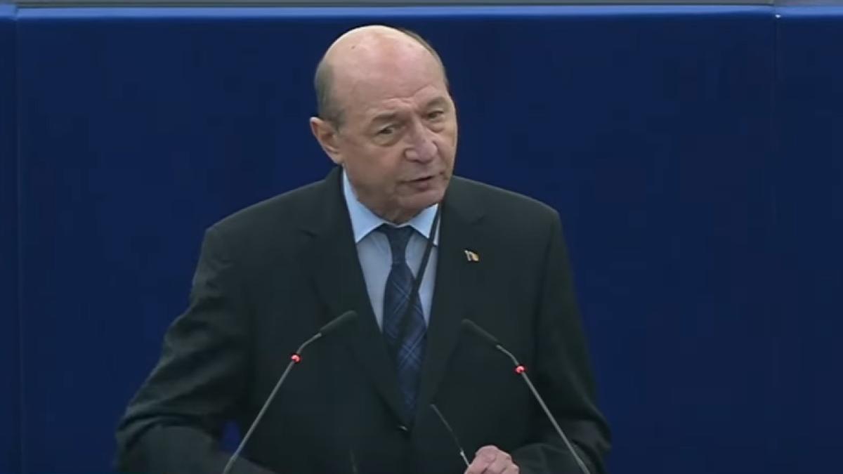 traian-basescu_64374400