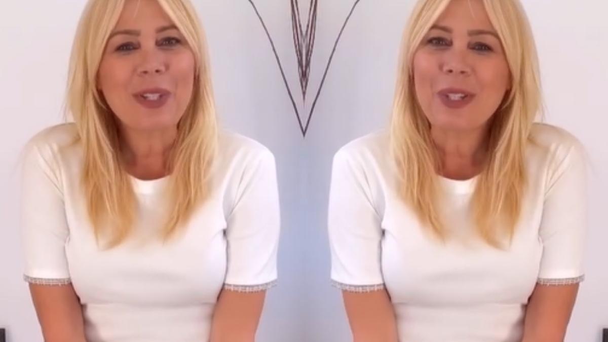 cum-si-a-pus-menopauza-amprenta-pe-dana-savuica__09476100