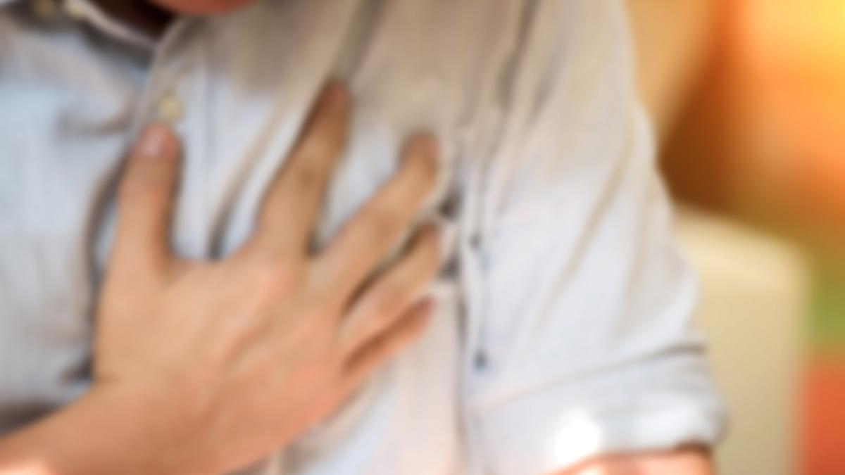 semnul-de-pe-urechi-care-arata-ca-suferi-de-boli-cardiace-_12231500
