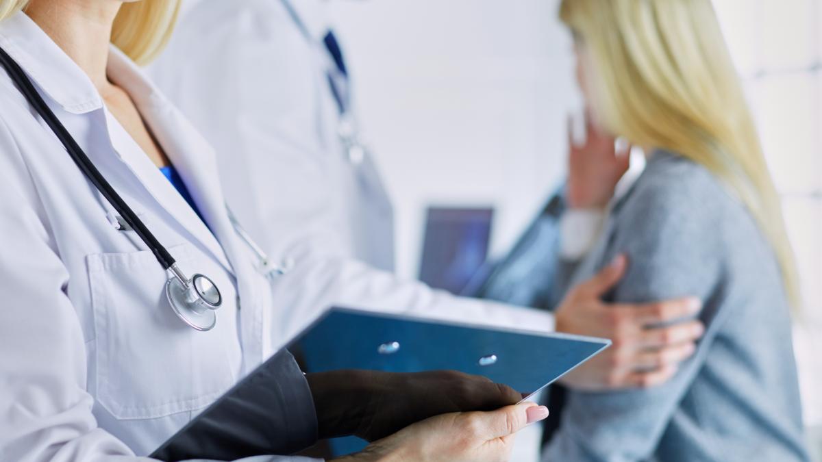 cand-mergi-la-medicul-de-familie-sau-la-cel-din-ambulatoriu_32744800