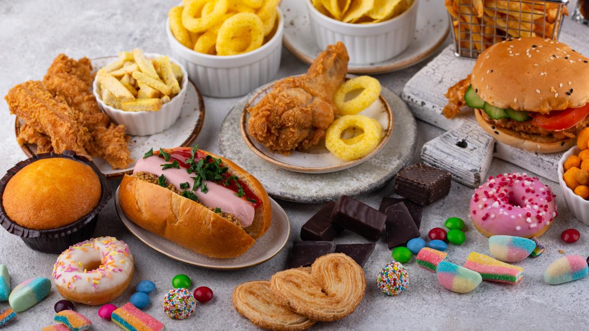 junk-food-1_14352800