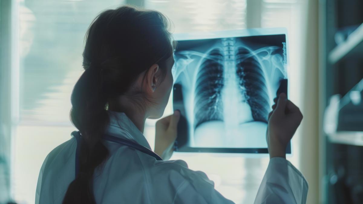 cat-de-des-se-face-ct-pulmonar-_48035900