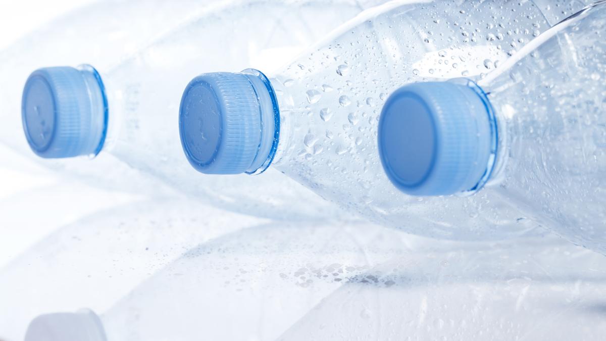 apa-plastic_99965500