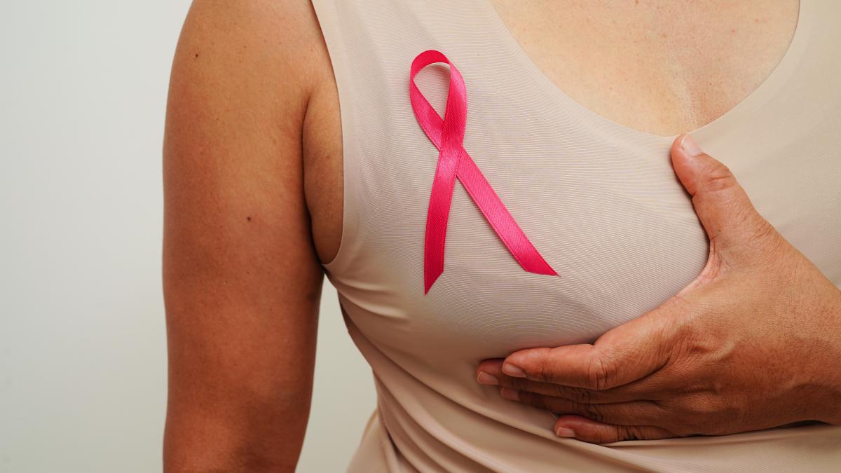 cancerul-de-san-greseala-pe-care-multe-paciente-o-fac-imediat-dupa-diagnostic--dr--voiculescu-o-operatie-in-contextul-asta-n-are-cum-sa-fie-buna_47260200