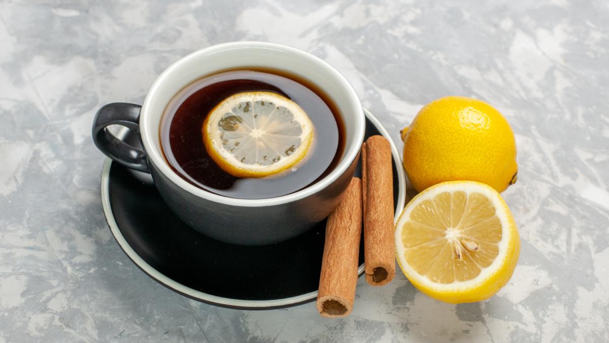 lamaie-in-cafea_49719300