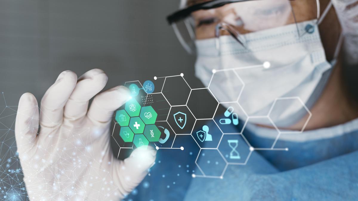 medical-banner-with-doctor-wearing-goggles-4_94988000