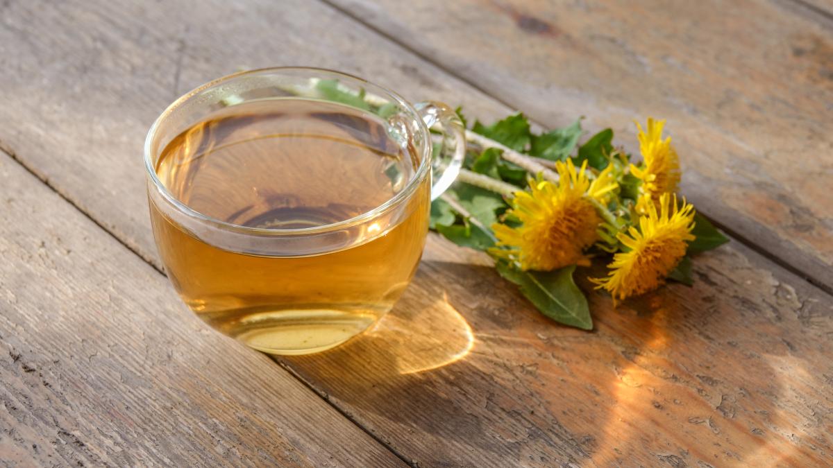 planta-care-iti-detoxifica-ficatul-si-iti-imbunatateste-digestia--o-ai-deja-in-casa_05919500