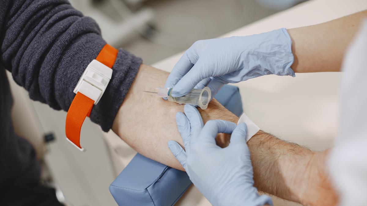 persoanele-cu-matreata-sunt-sfatuite-sa-consulte-un-medic-pentru-un-posibil-test-de-sange-_39785900