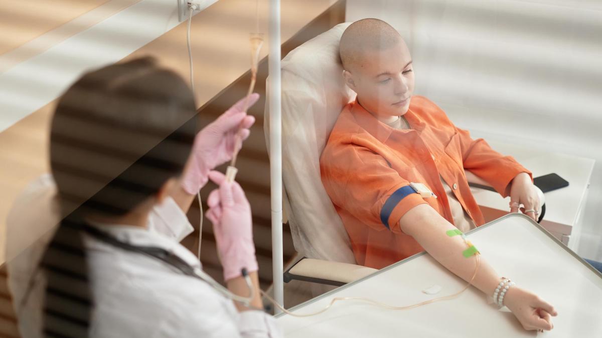 supravietuitorii-cancerului--expusi-unor-probleme-de-sanatate-grave_95107300