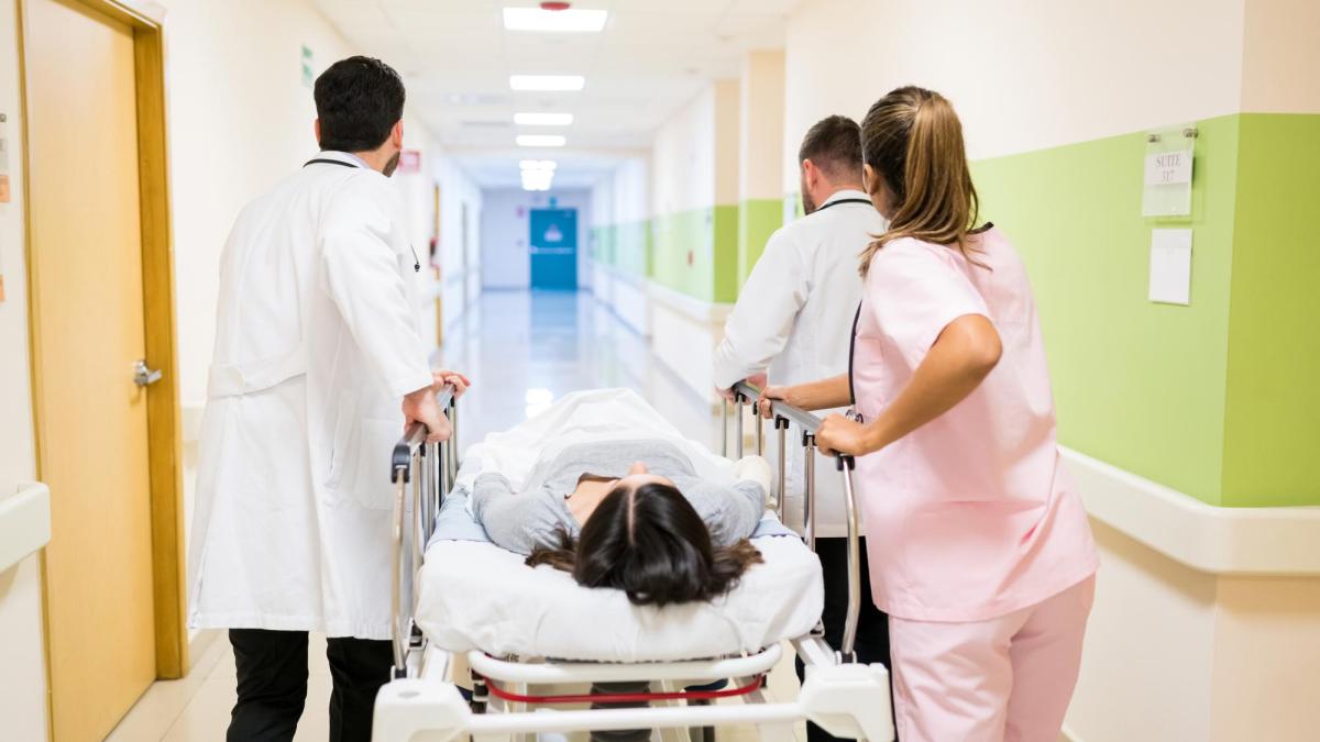 cinci-tipuri-de-sangerari-pe-care-nu-ar-trebui-sa-le-ignori-niciodata_49668700