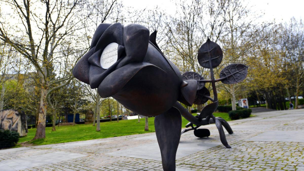 un-monument-dedicat-donatorilor-de-organe-si-pacientilor-transplantati--inaugurat-in-parcul-ior_37376900