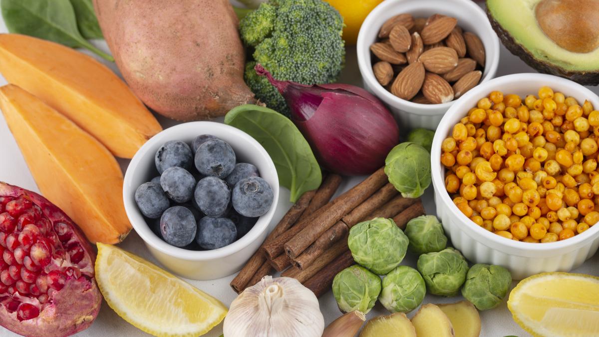superalimente-pe-care-trebuie-sa-le-mananci-in-fiecare-zi--mancaruri-esentiale-pentru-energie-si-vitalitate_14381600