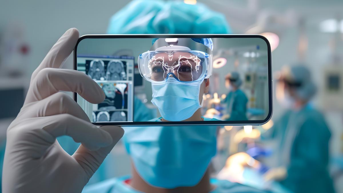 cum-se-pot-face-operatii-la-distanta--dr--mugurel-bosinceanu-sunt-foarte-putini-proctori-pe-glob--controleaza-robotul-de-la-distanta_78350800