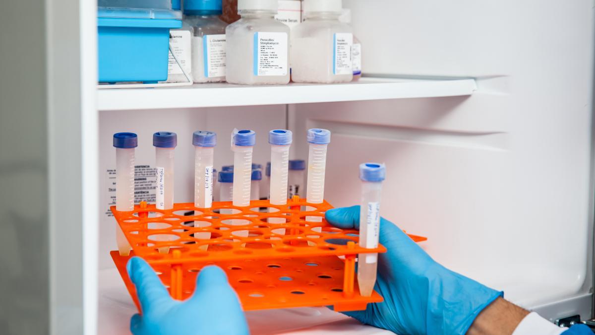 primul-studiu-clinic-pentru-un-vaccin-care-nu-necesita-refrigerare--lansat-de-marea-britanie_82918600