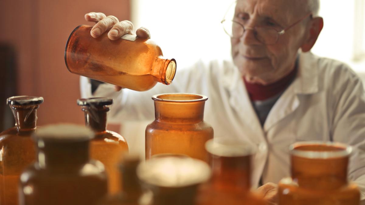provocarile-inovatiei-farmaceutice-in-regimurile-comuniste--catalin-radu--bristol-myers-squibb-nu-se-incuraja-diferenta-de-opinii_04644200