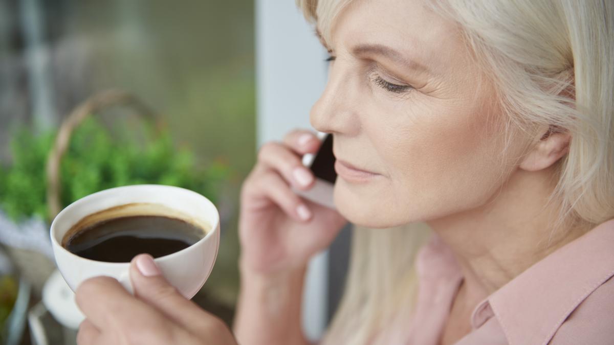 consumul-a-patru-cesti-de-cafea-pe-zi-ar-putea-contribui-la-un-proces-de-imbatranire-mai-sanatos_89158200