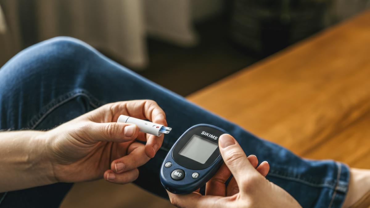 dispozitivul-care-poate-depista-diabetul-inainte-sa-apara--nu-e-nevoie-de-ace-sau-analize_12522000