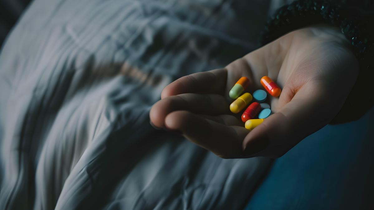 o-fetita-de-trei-ani-a-murit-dupa-o-posibila-ingestie-de-medicamente_77984400