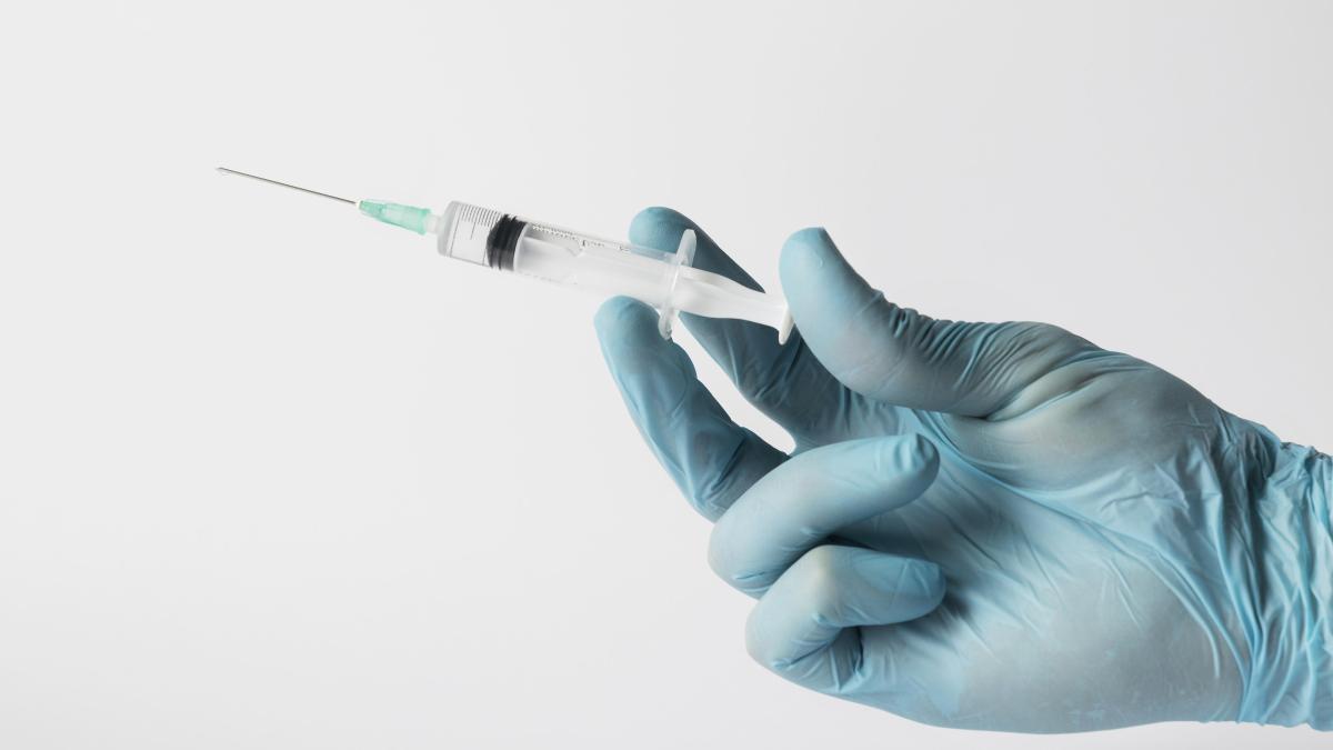 vaccinul-impotriva-zonei-zoster--efect-asupra-riscului-de-infarct-miocardic-si-accident-vascular-cerebral_57858400