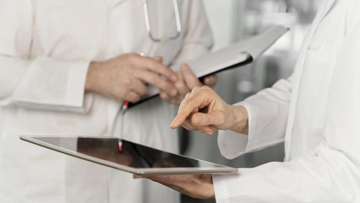 stirile-zilei-in-sanatate-si-farma--pfizer-cedeaza-licenta-unui-tratament-oncologic-catre-china--boala-lui-joe-biden-reaprinde-discutiile-despre-transparenta_94727500