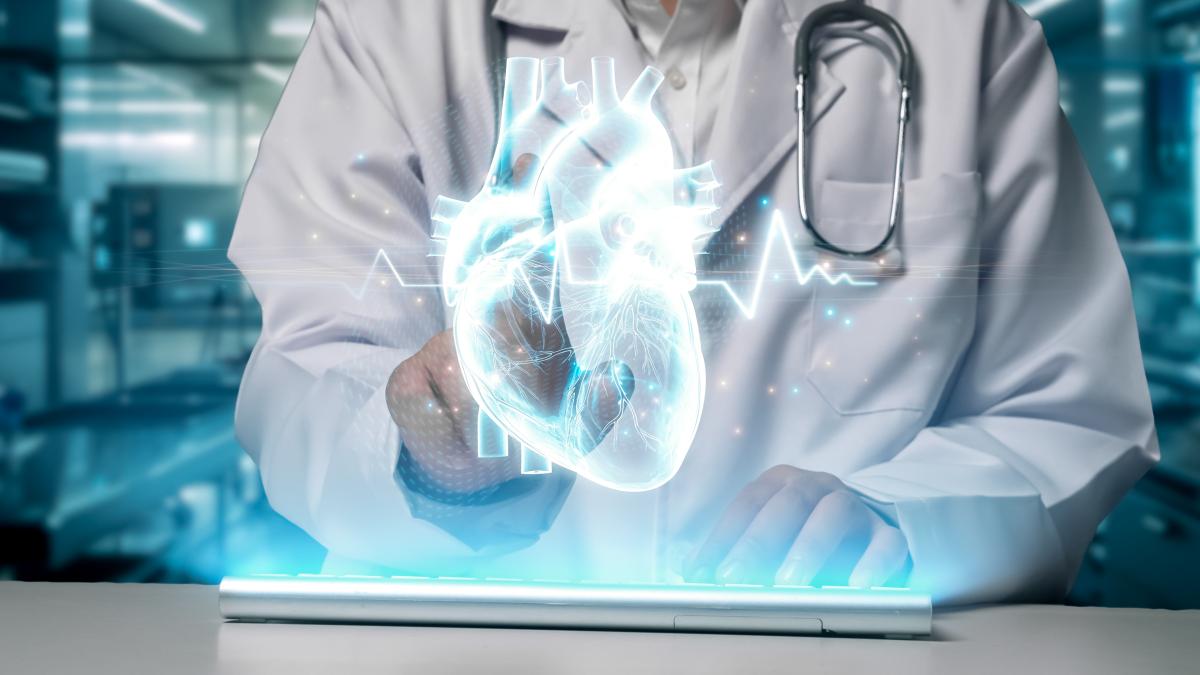 inteligenta-artificiala-detecteaza-riscul-ascuns-de-infarct-si-caderi_97703000