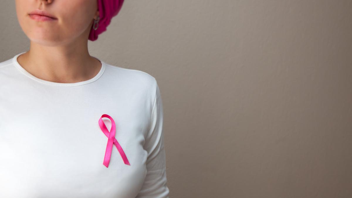 limfedemul--complicatia-ascunsa-dupa-operatia-de-cancer-mamar--ramona-schenker-invalidanta-pentru-paciente_36336600