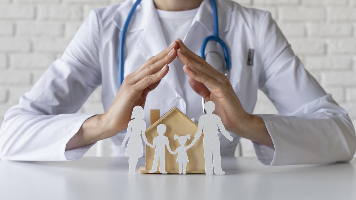 guvernul-lasa-fara-asigurare-de-sanatate-mame--batrani-si-bolnavi_81243300