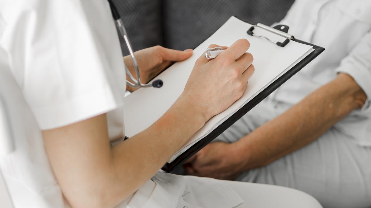 Terapia care previne patru tipuri de cancer. Este la îndemâna oricui
