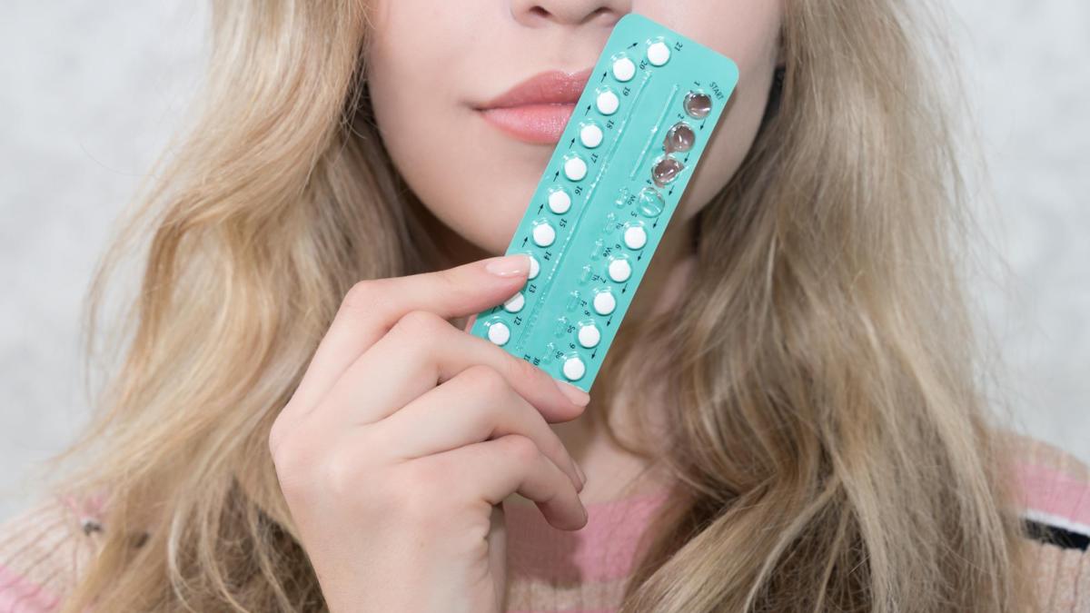 Efectele surprinzătoare ale contraceptivelor hormonale asupra creierului