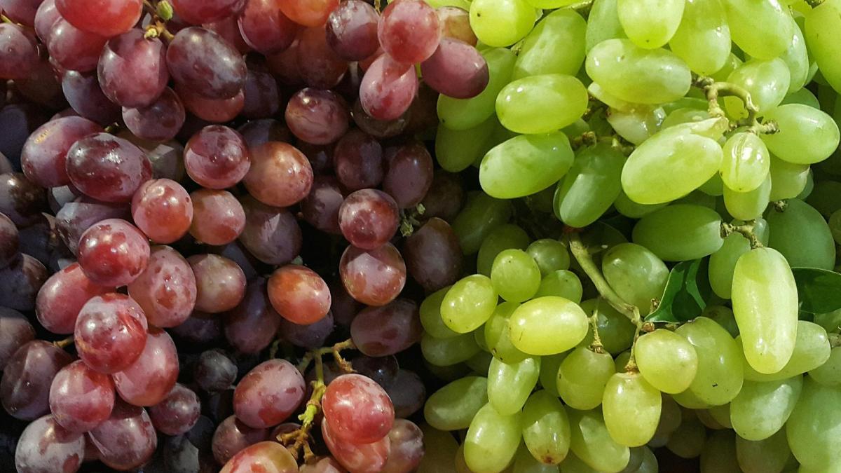 struguri-rosii-struguri-verzi-antioxidanti-anticancer-antidiabet