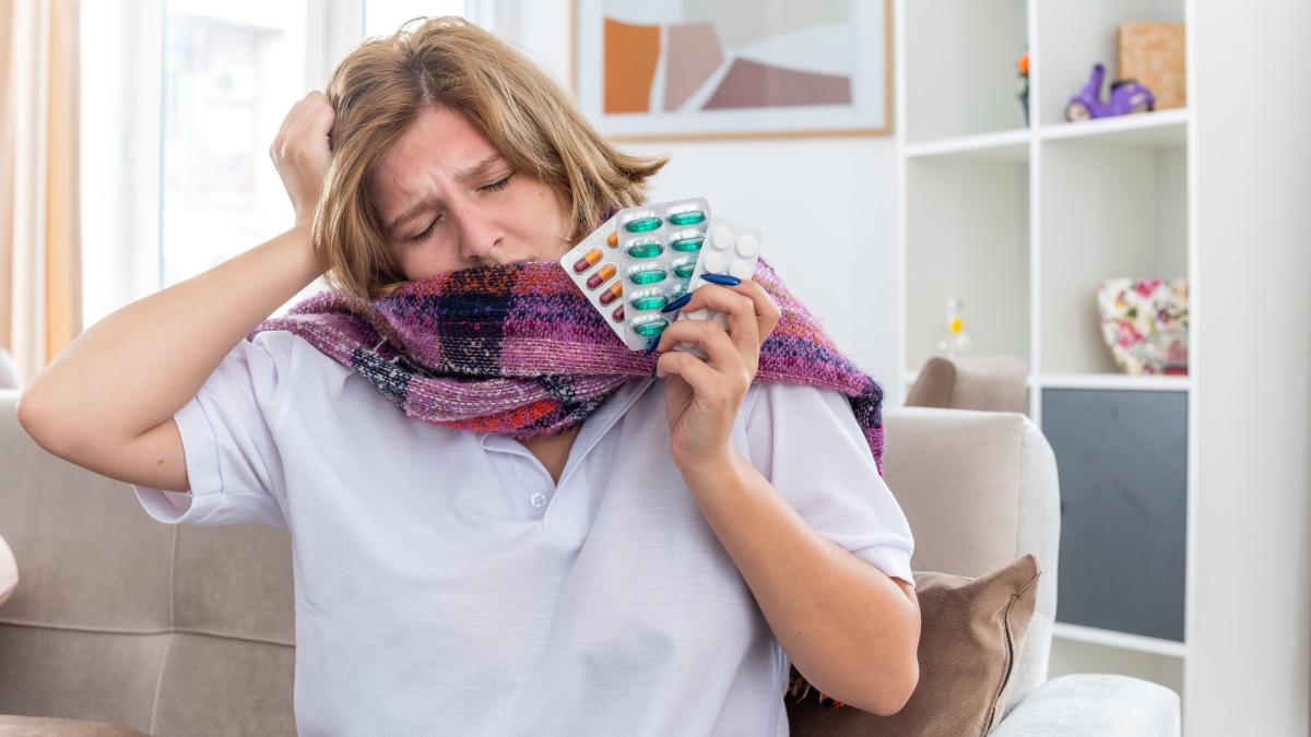 Când trebuie să iei antibiotic la răceală. Sfaturi de la prof. Sarafoleanu