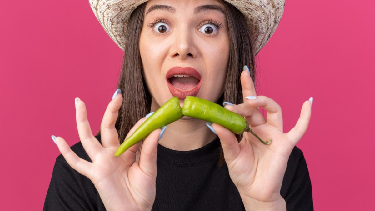 Cum se mănâncă mâncarea picantă. Chef Florin Dumitrescu, truc