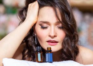 4 uleiuri esentiale pentru durerile de cap