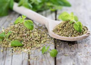 planta banala care are 5 beneficii puternice pentru sanatate distruge bacteriile si are efect anticancer