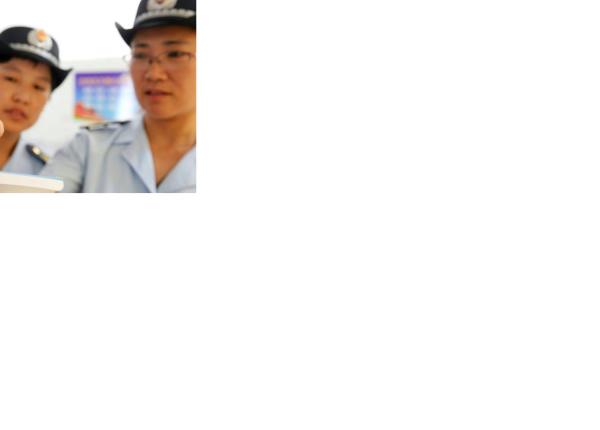 china scandalul vaccinurilor a ajuns in strada