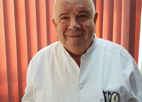 conferin a zilele pediatriei ie ene sute de pediatri la sesiuni