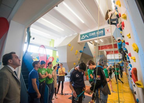 terapie prin sport pentru copiii cu nevoi speciale primul centru deschis in romania terapie prin sport pentru copiii cu nevoi speciale primul centru deschis in romania