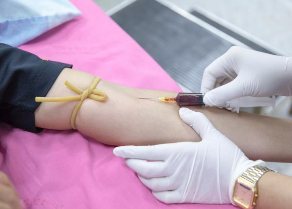 record de donatori de sange la foc ani mobilizare