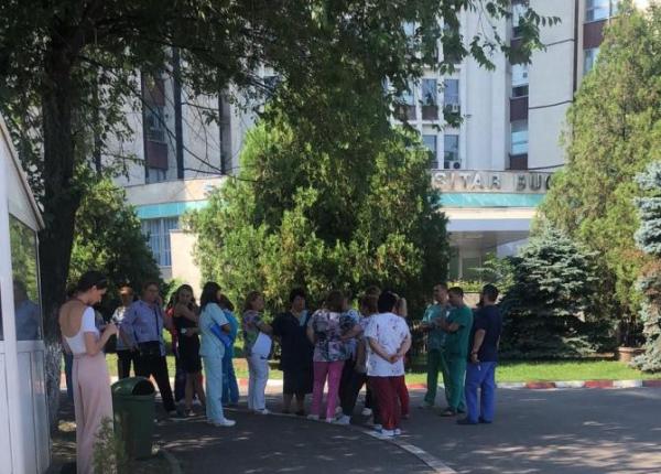spitalul universitar asistenta care a facut greva foamei concediata