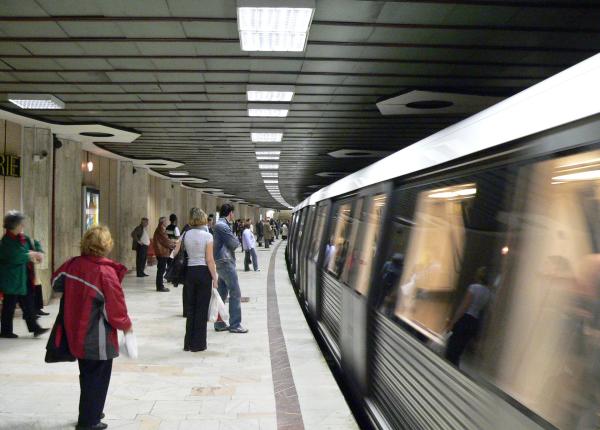 calatoria cu metroul iarna cat de periculoasa e daca nu te fere ti