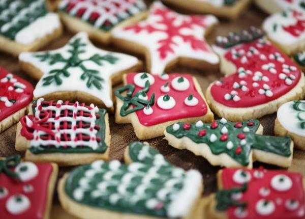 aten ie la biscui ii i prajiturile de craciun sclipiciul dauneaza sanata ii