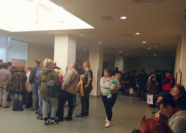 suub peste 2 000 de persoane la urgen a de sarbatori