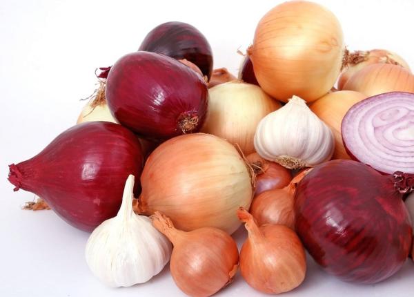 consumi usturoi i de ceapa pot reduce riscul de cancer colorectal